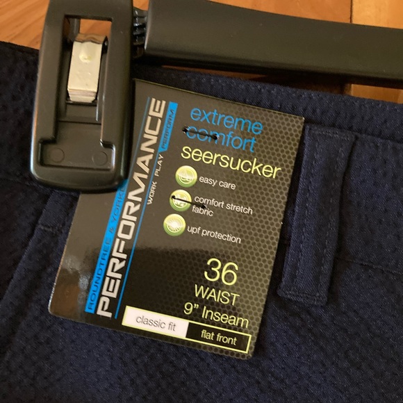 Men's Roundtree & Yorke Seersucker navy blue flat front chino shorts size 36 NWT - Picture 5 of 9